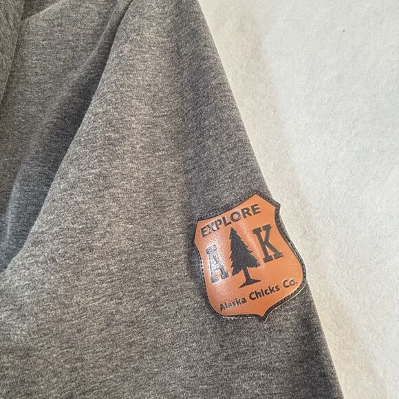 Alaska Chicks Company Hoodie Charcoal Gray Pullover Button Accents - Picture 7 of 12